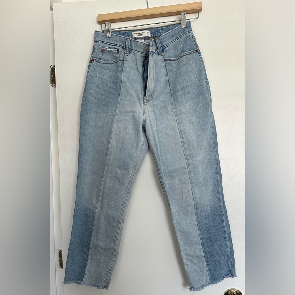 Abercrombie & Fitch Curve Love Ankle Straight Jeans